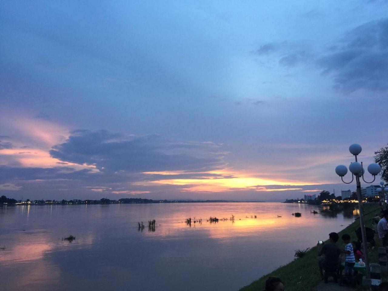 Nalinthone Guesthouse Ban Nongdouang Dış mekan fotoğraf